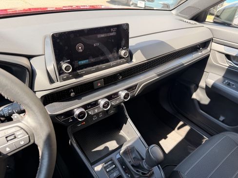 Used 2024 Honda CR-V Sport image 17