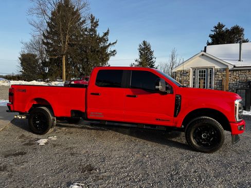 Used 2025 Ford F350 XL w/ STX Appearance Package image 4