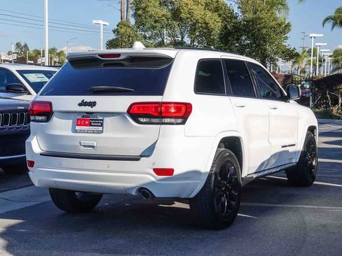 Certified 2021 Jeep Grand Cherokee Laredo X image 4