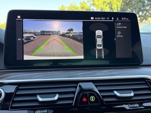 Certified 2023 BMW 530e w/ Convenience Package image 29