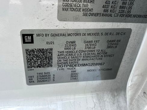 Used 2021 GMC Sierra 1500 SLT RWD image 14