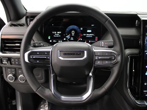 Used 2025 GMC Yukon Denali image 24