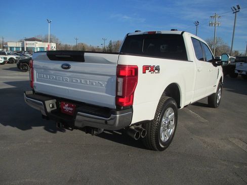 Used 2020 Ford F250 Lariat w/ Lariat Ultimate Package image 4