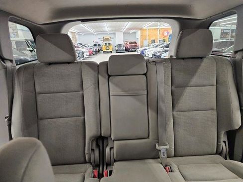 Used 2012 Jeep Grand Cherokee Laredo w/ Laredo E Group image 32