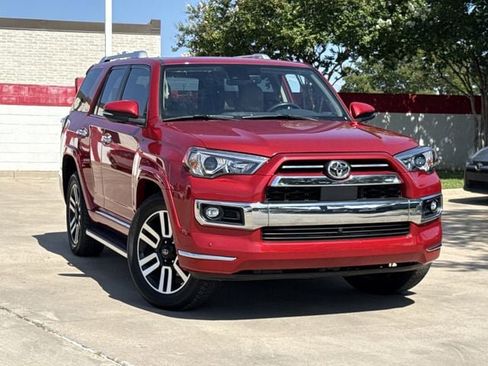 Used 2024 Toyota 4Runner Limited RWD image 2