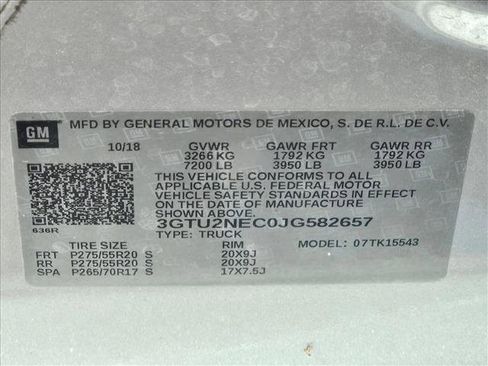 Used 2018 GMC Sierra 1500 SLT w/ SLT Premium Package image 24