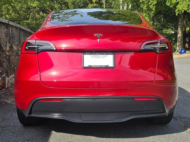 Used 2025 Tesla Model Y Long Range RWD image 9