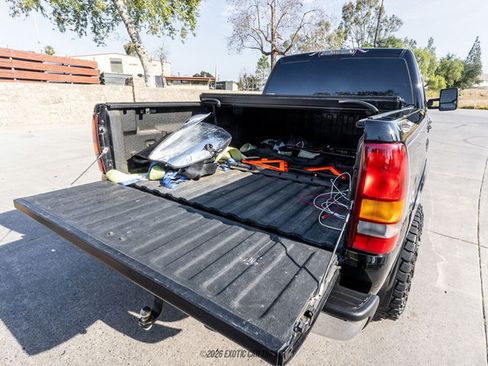 Used 2002 GMC Sierra 2500 4x4 Crew Cab HD w/ SLT Marketing Option Pkg image 71