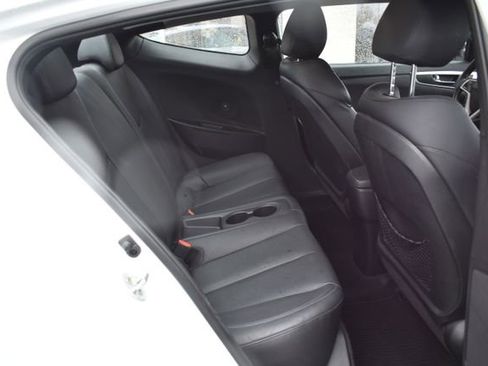 Used 2015 Hyundai Veloster RE:FLEX Edition image 33
