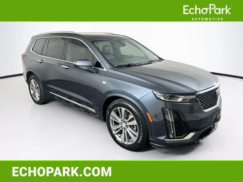 Used 2020 Cadillac XT6 Premium Luxury FWD image 1