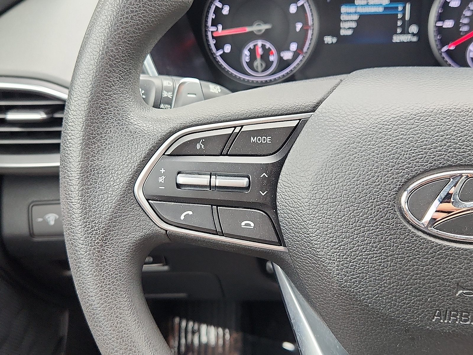 Certified 2023 Hyundai Santa Fe SE AWD/4WD image 22