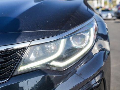 Used 2020 Kia Optima SE image 10