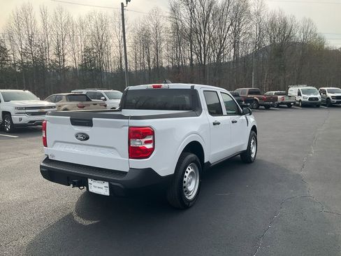 New 2026 Ford Maverick XL image 5