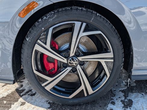 New 2026 Volkswagen GTI SE FWD image 5