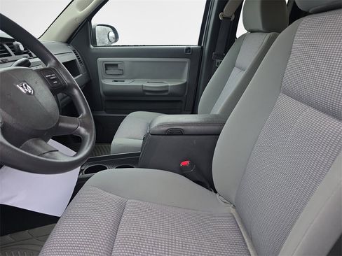 Used 2010 Dodge Dakota Big Horn w/ Convenience Group image 12