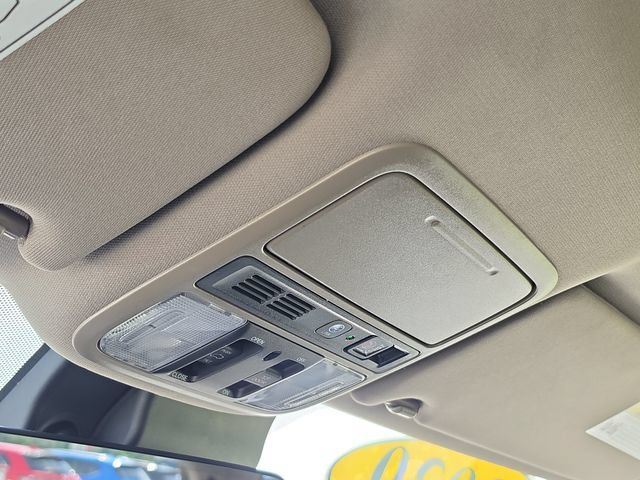 Used 2020 Honda Pilot Touring image 33