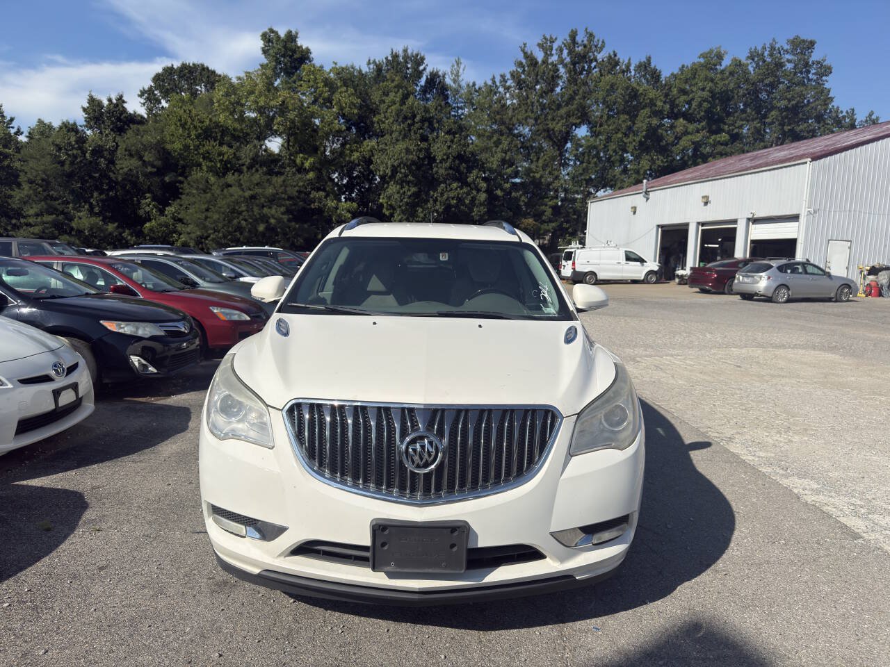 Used 2014 Buick Enclave Convenience FWD image 4