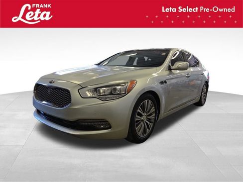 Used 2017 Kia K900 Premium RWD image 1