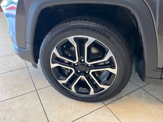 Used 2023 Jeep Compass Limited AWD/4WD image 19
