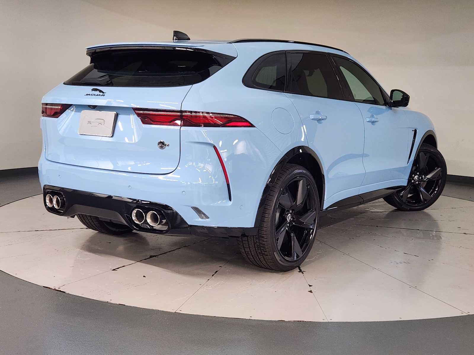 New 2026 Jaguar F-PACE SVR 575 Edition AWD/4WD image 2