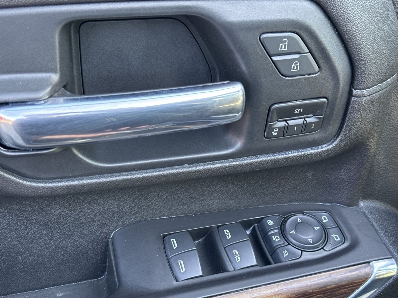Used 2020 Chevrolet Silverado 3500 High Country w/ Z71 Off-Road Package AWD/4WD image 15