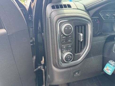Used 2019 GMC Sierra 1500 SLT w/ SLT Premium Plus Package AWD/4WD image 11