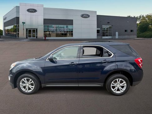 Used 2017 Chevrolet Equinox LT FWD image 7