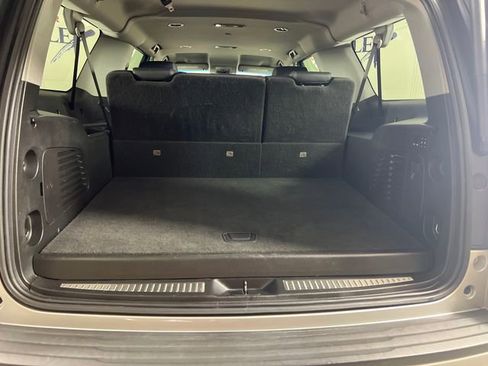 Used 2020 Chevrolet Suburban Premier w/ RST 6.2L Performance Edition image 23