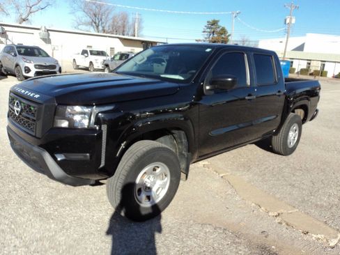Used 2022 Nissan Frontier S w/ Technology Package image 1
