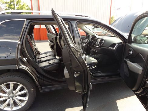 Used 2014 Jeep Cherokee Limited FWD image 20