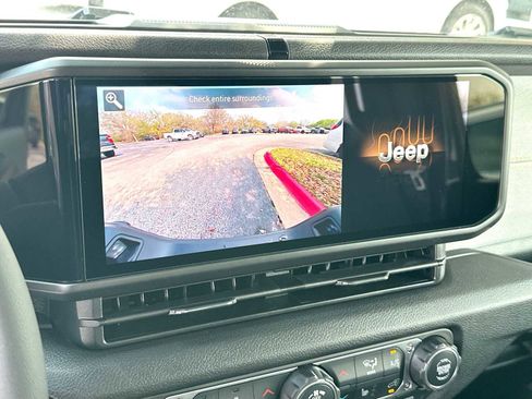 New 2026 Jeep Gladiator Sport image 20