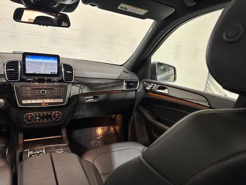 Used 2018 Mercedes-Benz GLS 450 4MATIC image 63
