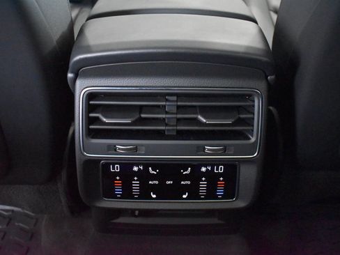 Used 2023 Audi Q7 2.0T Premium Plus w/ Premium Plus Package AWD/4WD image 25