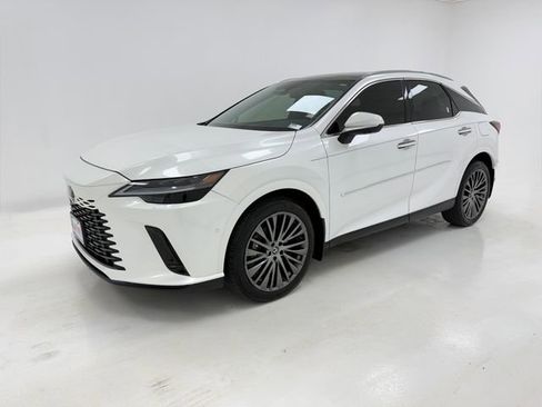 Used 2023 Lexus RX 350 FWD w/ Accessory Package image 5