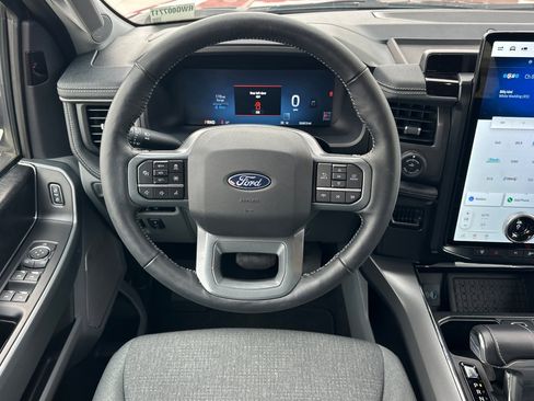 Used 2024 Ford F150 Lightning Flash image 14