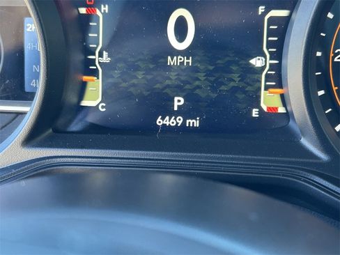 Used 2025 Jeep Gladiator Mojave w/ Safety Group image 40