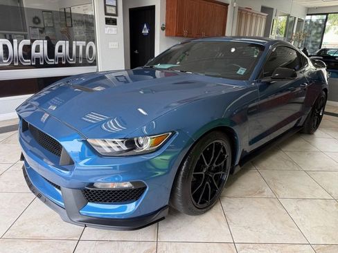 Used 2019 Ford Mustang Shelby GT350 w/ Technology Package RWD image 26