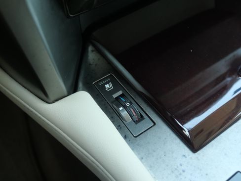 Used 2017 Lexus GX 460 Luxury image 34