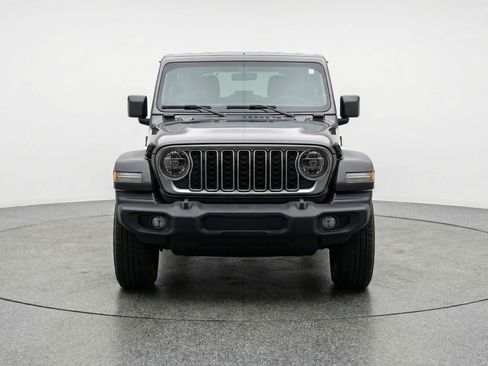 Used 2025 Jeep Wrangler Unlimited Sport AWD/4WD image 2