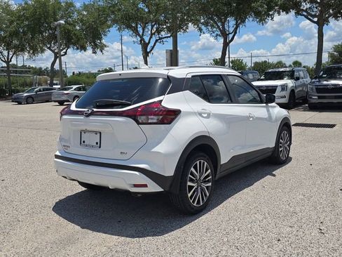 Certified 2023 Nissan Kicks SV FWD image 8