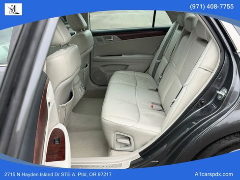 Used 2011 Toyota Avalon Limited FWD image 13