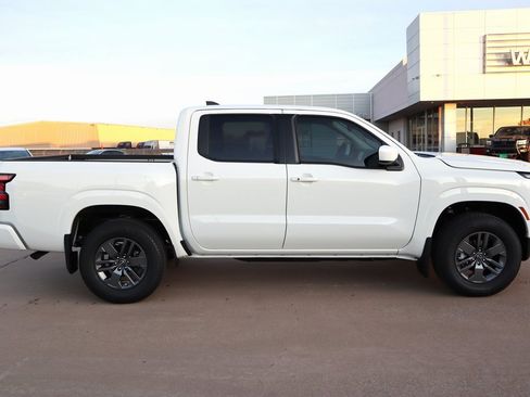 New 2026 Nissan Frontier SV w/ SV Convenience Package image 5