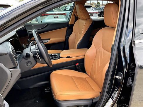 Used 2024 Lexus NX 350 AWD w/ Vision Package image 8