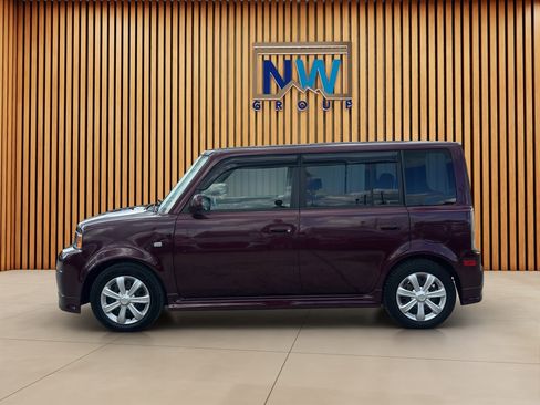 Used 2006 Scion xB FWD image 29