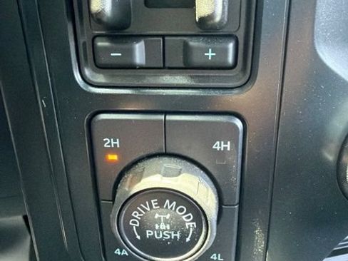 Used 2025 Ford F150 Raptor AWD/4WD image 29