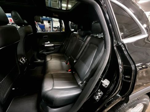 Used 2023 Mercedes-Benz GLA 250 4MATIC image 20