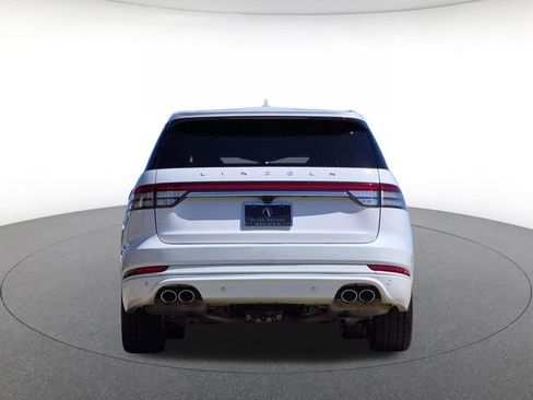 Used 2022 Lincoln Aviator Reserve w/ Equipment Group 201A RWD image 5