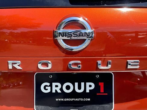 Used 2021 Nissan Rogue Platinum FWD image 33