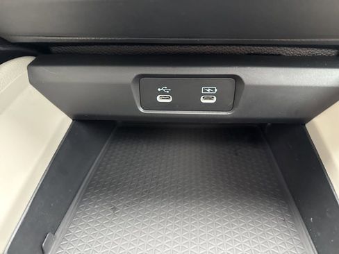 Certified 2023 Honda Accord EX image 31