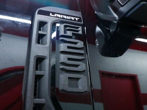 Used 2024 Ford F250 Lariat w/ Lariat Ultimate Package AWD/4WD image 38